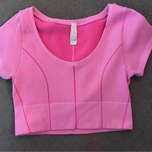 Cute hot pink ribbed Aerie Top